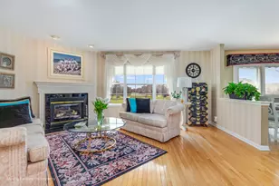 2737 Cameron Ct, Darien, IL 60561 - Photo 8