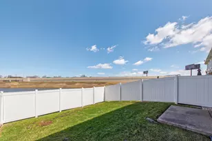 8166 W 87th St, Hickory Hills, IL 60457 - Photo 30