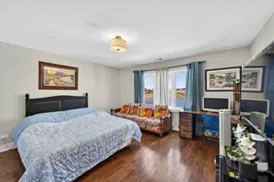 8166 W 87th St, Hickory Hills, IL 60457 - Photo 26