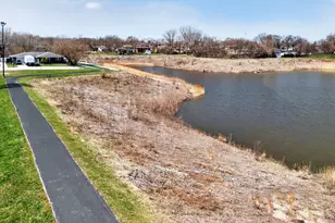 8166 W 87th St, Hickory Hills, IL 60457 - Photo 34