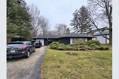 270 E Saint Charles Road, Elmhurst, IL 60126 - Photo 2