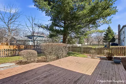 276 Shipland Drive, Crystal Lake, IL 60014 - Photo 6