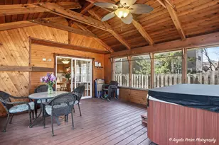 276 Shipland Dr, Crystal Lake, IL 60014 - Photo 8