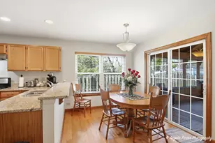 276 Shipland Dr, Crystal Lake, IL 60014 - Photo 24