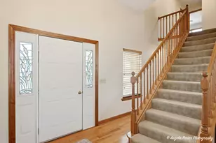 276 Shipland Dr, Crystal Lake, IL 60014 - Photo 10