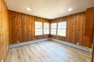 25W621 Indian Hill Woods Dr, Naperville, IL 60563 - Photo 8