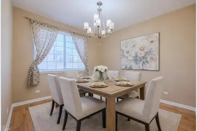 252 Balmoral Court, Glendale Heights, IL 60139 - Photo 4