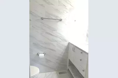 252 Balmoral Court, Glendale Heights, IL 60139 - Photo 10