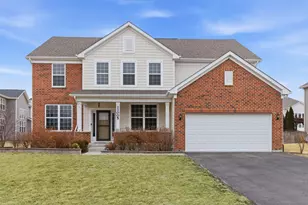 13005 Timber Wood Cir, Plainfield, IL 60585 - Photo 2