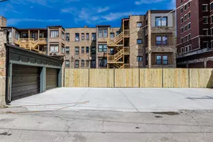 6711 S Paxton Ave, Chicago, IL 60649 - Photo 24