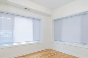 6711 S Paxton Ave, Chicago, IL 60649 - Photo 18