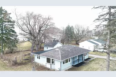 1803 Riverside Drive, McHenry, IL 60050 - Photo 4