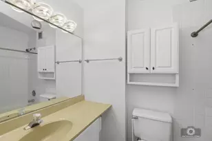 3925 Triumvera Dr, Glenview, IL 60025 - Photo 14