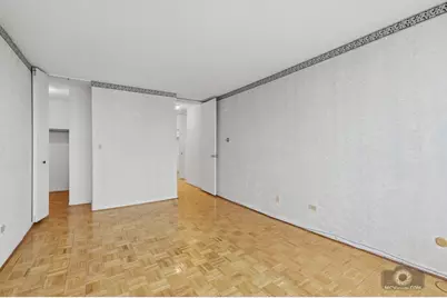 3925 Triumvera Drive #10B, Glenview, IL 60025 - Photo 12