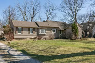2317 17th St, Rock Island, IL 61201 - Photo 4