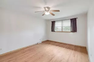 6743 W 89th Pl, Oak Lawn, IL 60453 - Photo 18