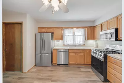 6743 W 89th Place, Oak Lawn, IL 60453 - Photo 12