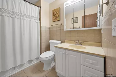 1346 S Lorraine Road #E, Wheaton, IL 60189 - Photo 14