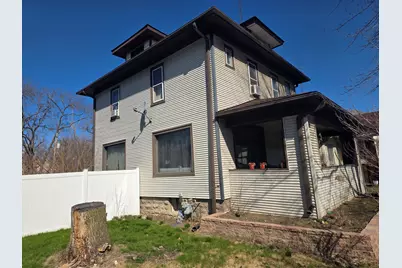 657 S Poplar Avenue, Kankakee, IL 60901 - Photo 2