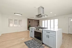 505 E 146th St, Dolton, IL 60419 - Photo 10