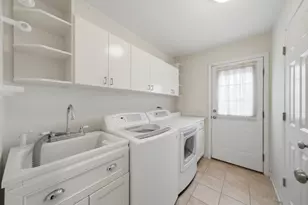 402 Locust Pl, Deerfield, IL 60015 - Photo 24