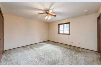 9743 W 16th Street, Zion, IL 60099 - Photo 14