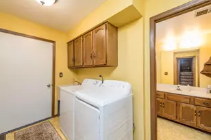 9743 W 16th St, Zion, IL 60099 - Photo 18