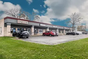 1345 N La Fox St, South Elgin, IL 60177 - Photo 1