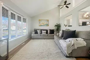 5505 W Shore Dr, McHenry, IL 60050 - Photo 4