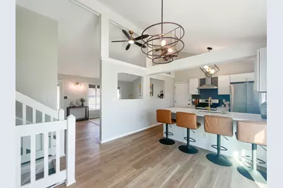 5505 W Shore Drive, McHenry, IL 60050 - Photo 8