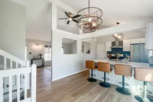 5505 W Shore Dr, McHenry, IL 60050 - Photo 8