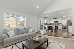 1301 Peshtigo Ave, Naperville, IL 60564 - Photo 6