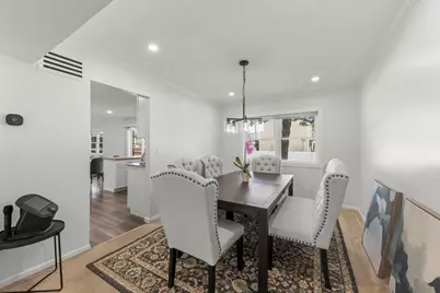 1301 Peshtigo Avenue, Naperville, IL 60564 - Photo 8