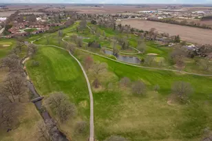 606 Carol Ct, Pontiac, IL 61764 - Photo 40