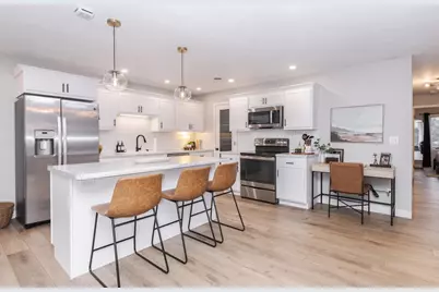 606 Carol Court #B-2, Pontiac, IL 61764 - Photo 8