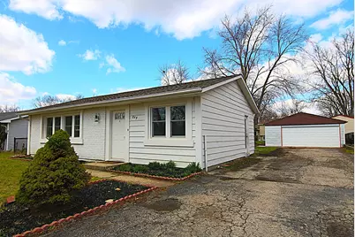 844 Tamms Lane, Bolingbrook, IL 60440 - Photo 1