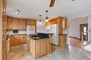 1133 N Thatcher Ln, Addison, IL 60101 - Photo 12