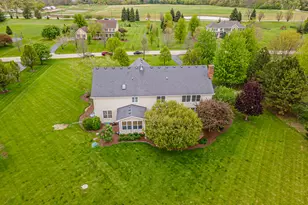 28309 W Savannah Trail, Lake Barrington, IL 60010 - Photo 32
