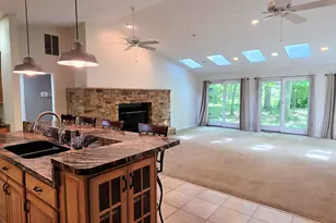 4958 Northridge Dr, Saint Anne, IL 60964 - Photo 4
