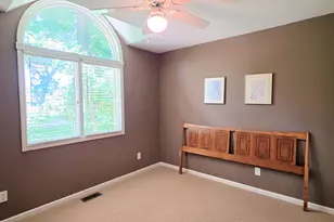 4958 Northridge Dr, Saint Anne, IL 60964 - Photo 10