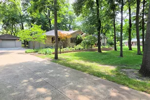 4958 Northridge Dr, Saint Anne, IL 60964 - Photo 16