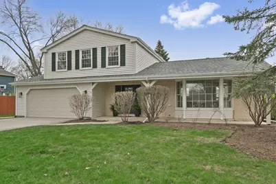1554 Chickasaw Drive, Naperville, IL 60563 - Photo 2