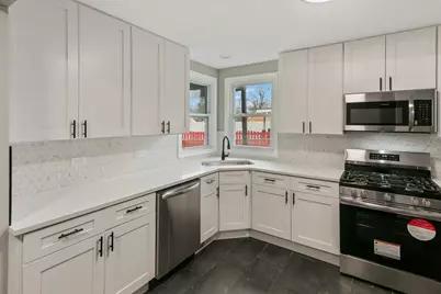 9139 Robinson Avenue, Franklin Park, IL 60131 - Photo 10