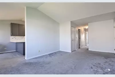 1244 N Red Oak Circle #3, Round Lake Beach, IL 60073 - Photo 4