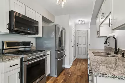 452 Kennedy Place #452, Vernon Hills, IL 60061 - Photo 8