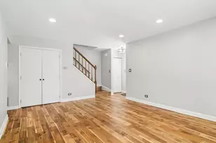 452 Kennedy Pl, Vernon Hills, IL 60061 - Photo 6