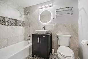 1320 Lore Ln, Lombard, IL 60148 - Photo 4