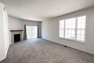 1535 Reserve Ln, Dekalb, IL 60115 - Photo 2