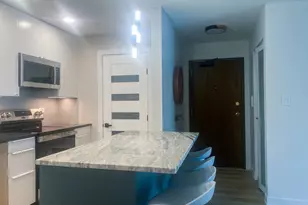 715 W Central Rd, Mount Prospect, IL 60056 - Photo 6