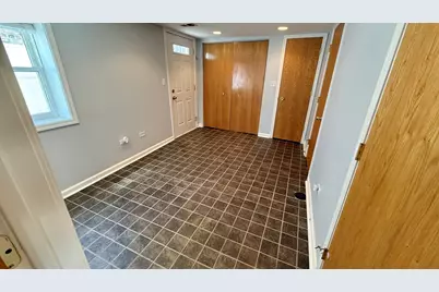 2918 S Poplar Avenue #R, Chicago, IL 60608 - Photo 10